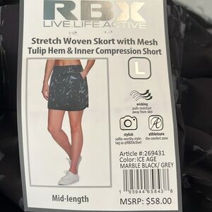 RBX stretch woven skort size Large